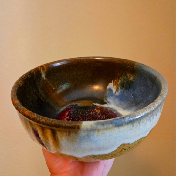 Other - Stoneware 8in Bowl